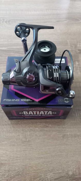 Карповая катушка с байтранером