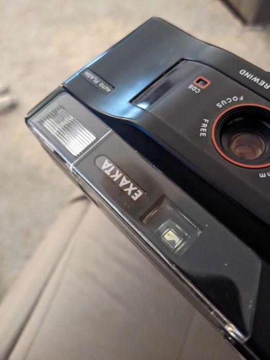 Máquina Fotográfica de Rolo antiga