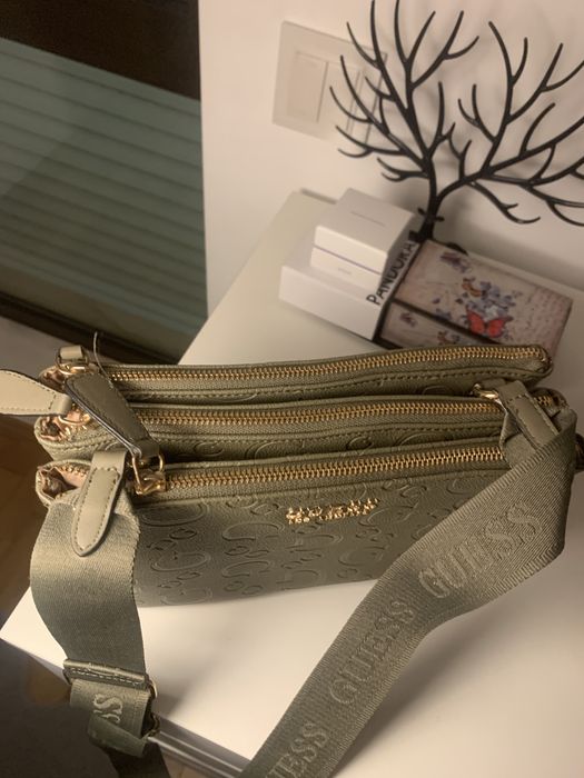 Mala Guess nova (verde tropa)