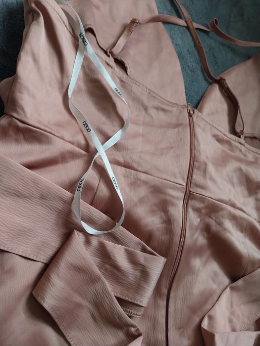 Asos elegancka sukienk atlasowa midi ołówkowa L