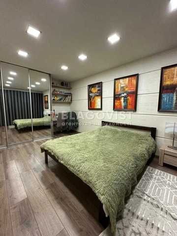 Продам 3к квартира,Кошиця 10/21, Позняки 100м2, дизайнерський ремонт