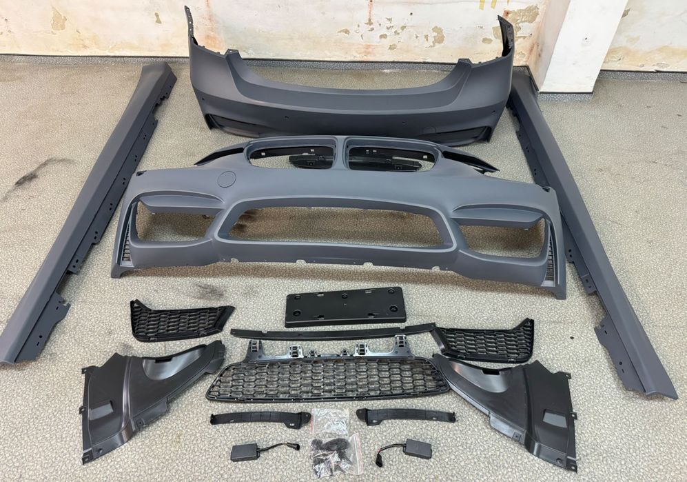 Body Kit M3 Look Zderzak Przód Tył Progi M3 LOOK BMW F30 SEDAN M3