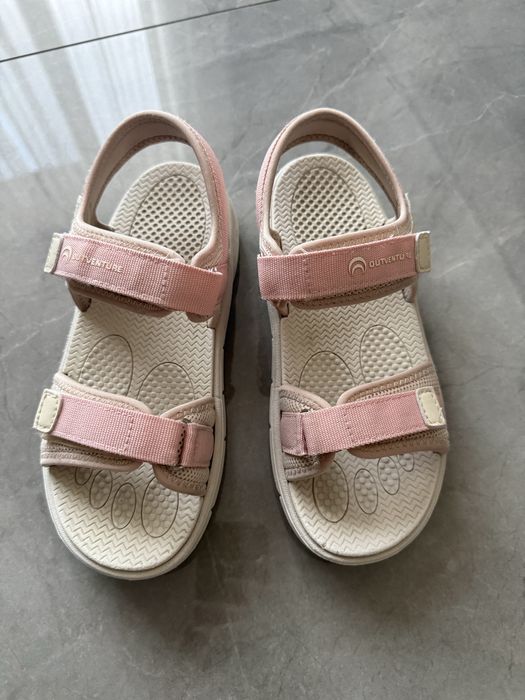 Босоніжки, сандалі Outventure для дівчинки 36 розмір