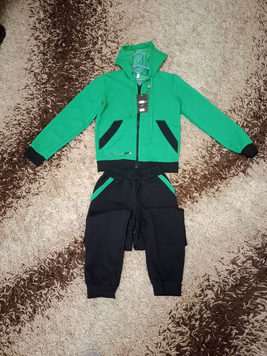 Спортивний костюм р.146