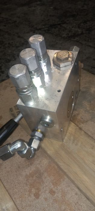 Valvula de redução/aumento pressão