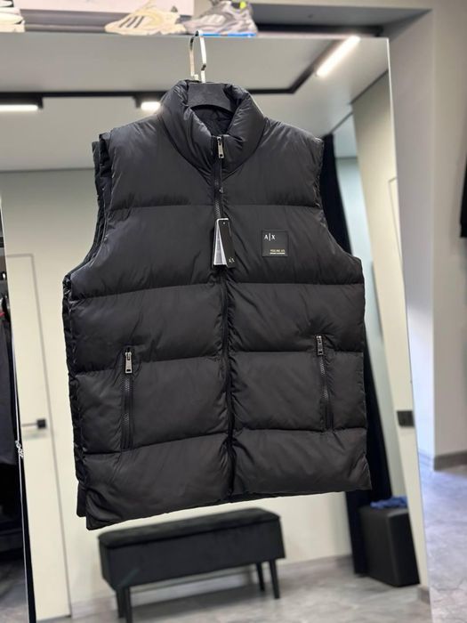 Жилетка Armani Exchange чорна жилетка безрукавка армані чорна чоловіча