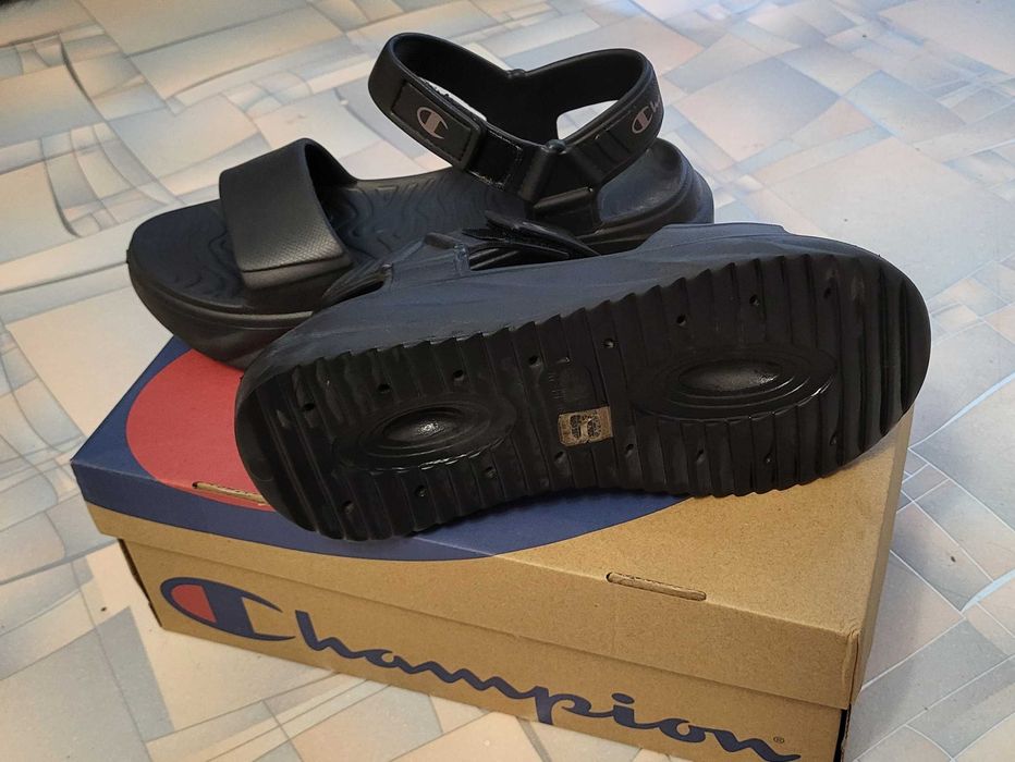 Продам женские сандали ( босоножки), р.37 (по стельке 24,5см)