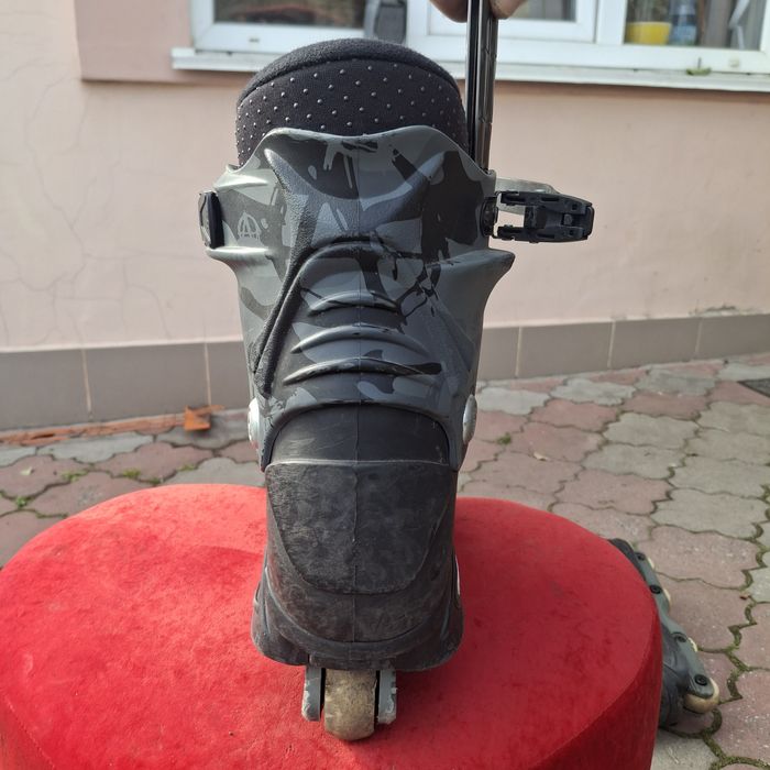 Ролики)Роликові ковзани worker 45 розміру