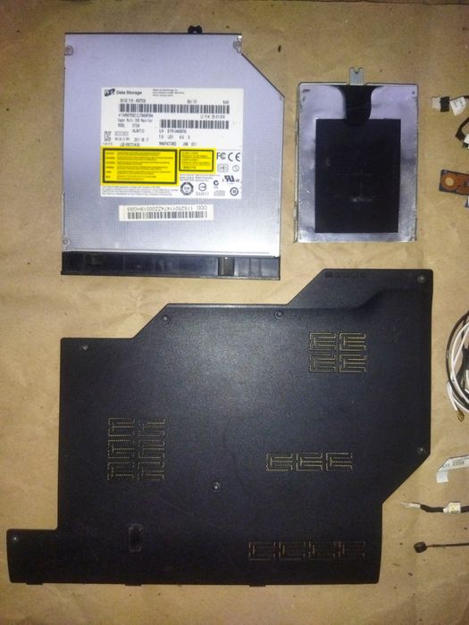 Запчастини Lenovo ноутбук