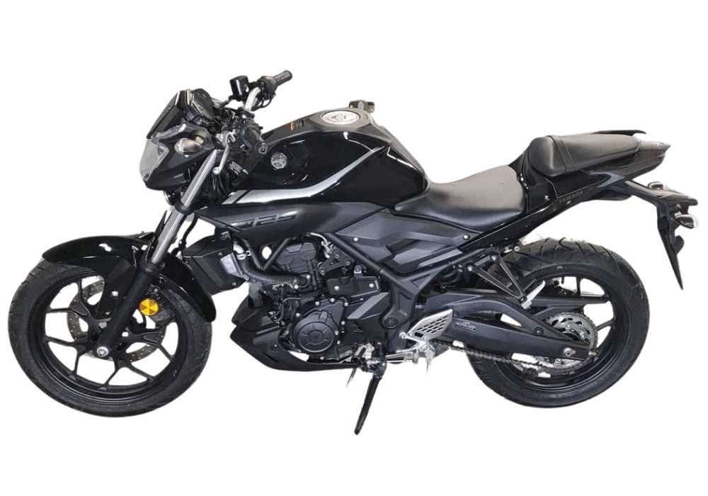 Мотоцикл Yamaha MT-25 2016, в АртМото, в місті Суми.