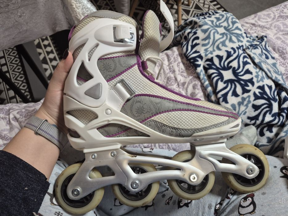 Ролики жіночі розмір 39 з сумкою для переноски