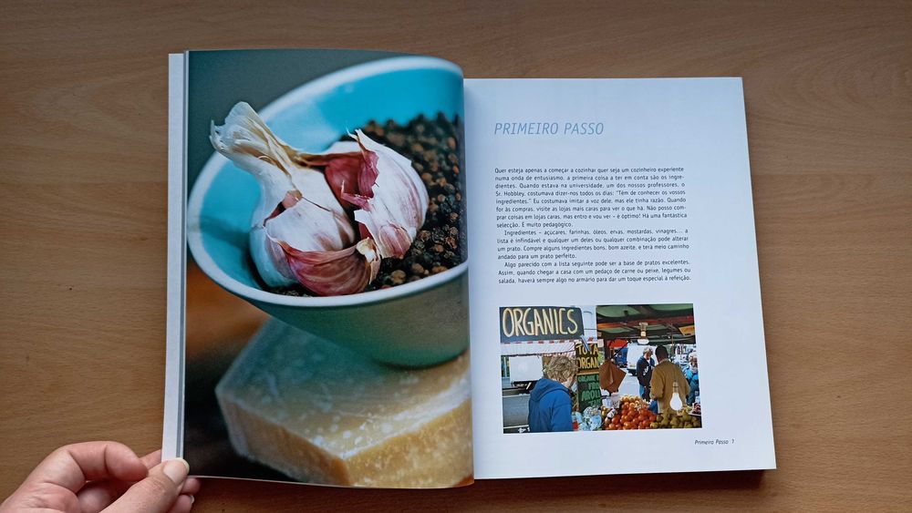Livro "Na Cozinha com Jamie Oliver"