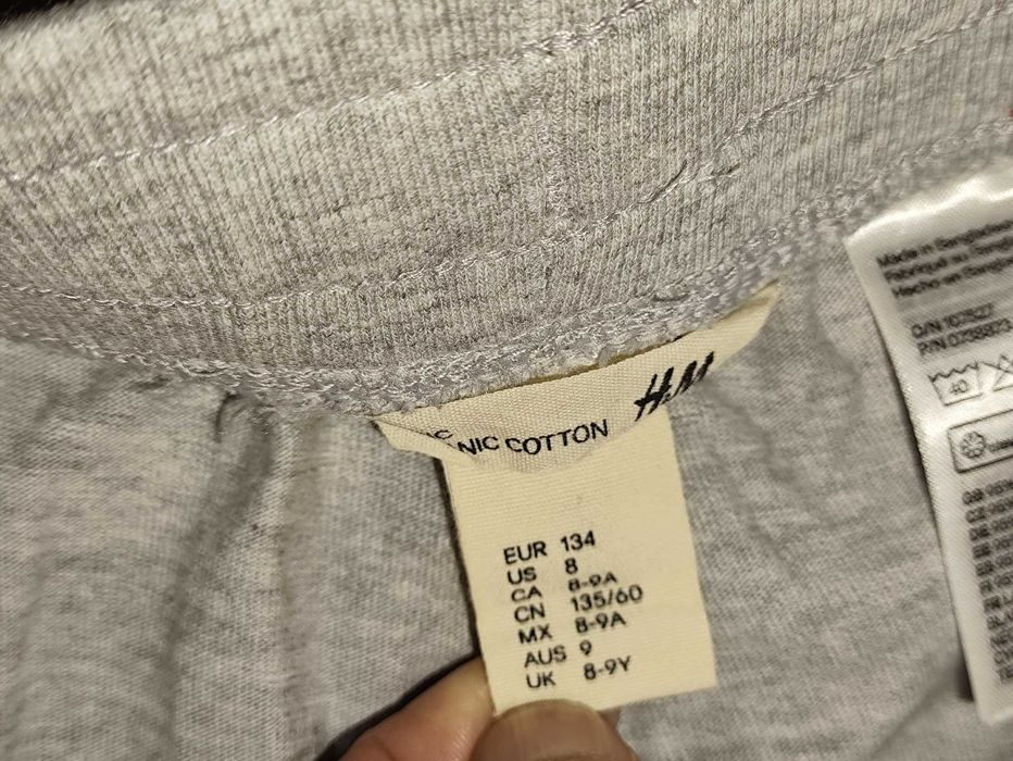 Тонкі спортивні штани H&M на 8-9 років