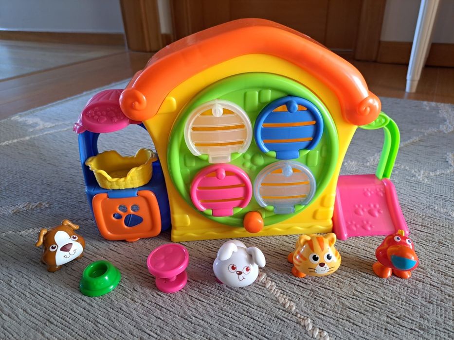 Bebé casa dos animais completa