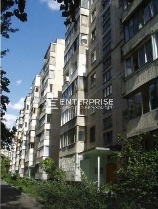 Продаж 2к. квартири поруч метро КПІ, пр. Берестейський