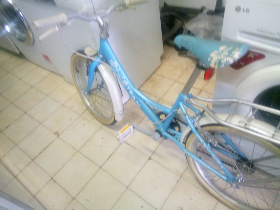 Bicicleta de criança  de óptima qualidade  , estado novo 50€