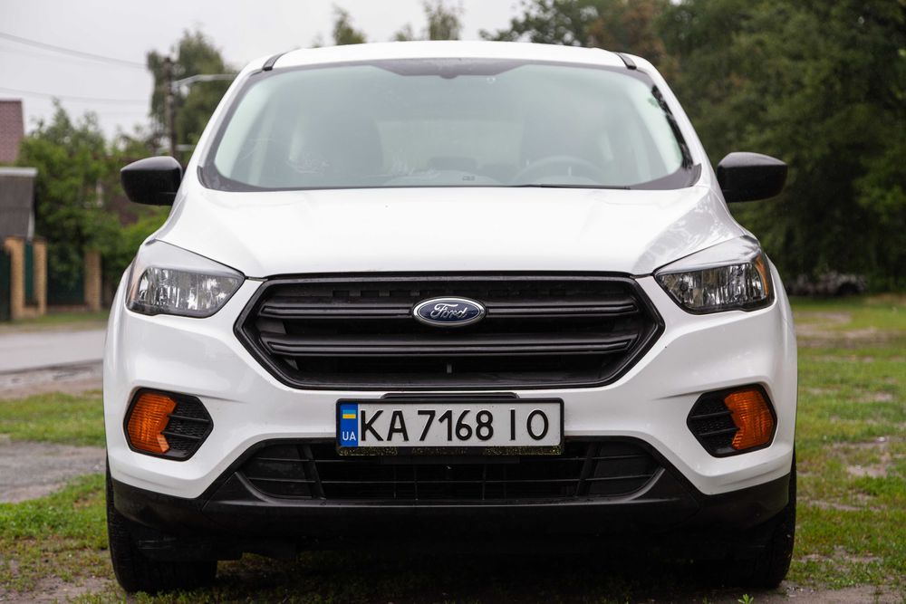 Продам Ford Escape