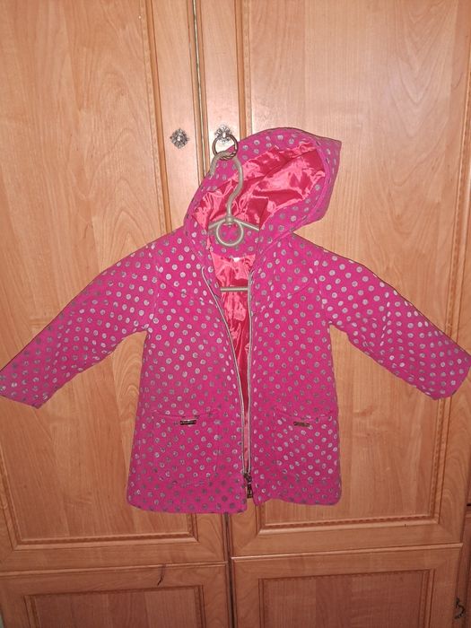 Плащ  для дівчинки.