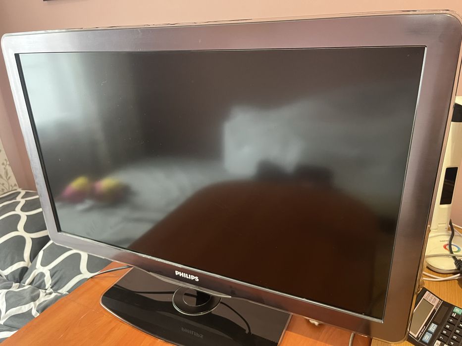 Телевізор Philips 32PFL6605H/12
