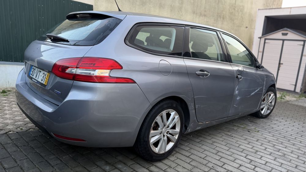 Peugeot 308 1.6 blue hdi