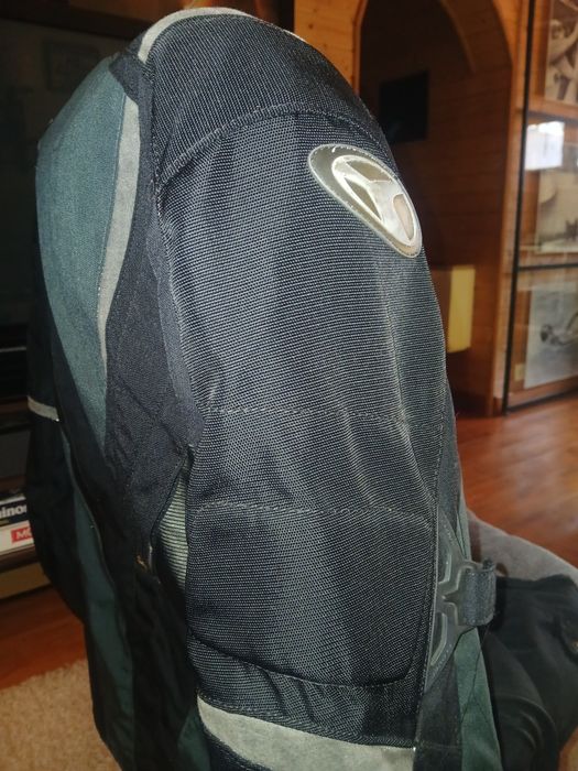 Casaco de Mota c/ Ombreiras e Cotovereiras