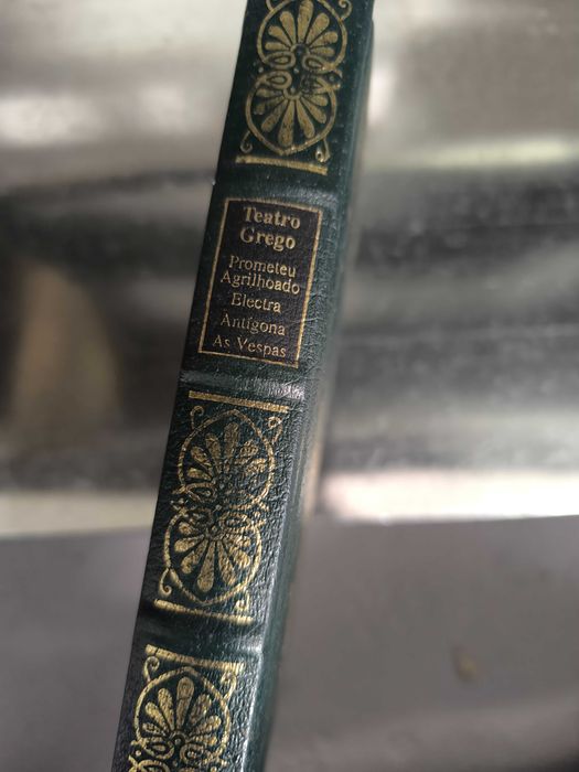 Livro “Teatro Grego” — Ésquilo, Sófocles e Eurípides