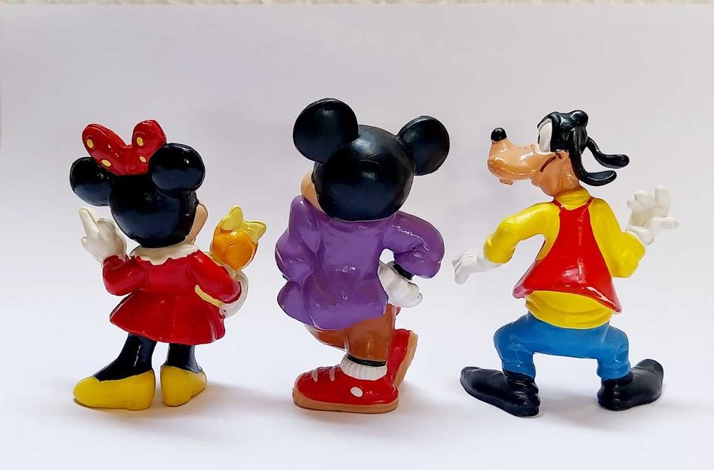 Minnie, Mickey e Pateta, bonecos Disney da Bully