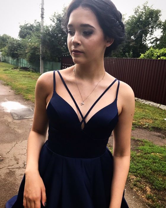 Вечірня сукня