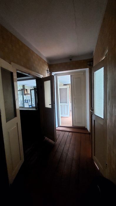 Продам 4-кімнатну квартиру. Вул.Шаргородська,46.