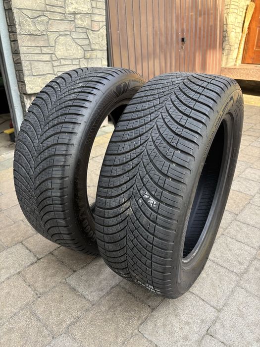 Good Year 215/55R17