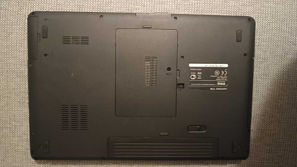 Dell Inspiron 1750