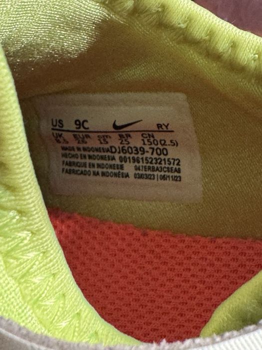 Кросівки Nike, 25 розмір  , кеди сліпони дитячі