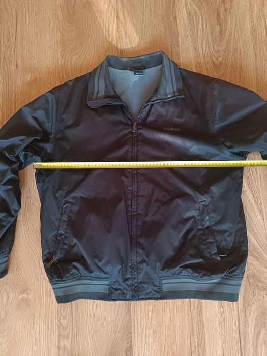 Куртка вітровка Reebok