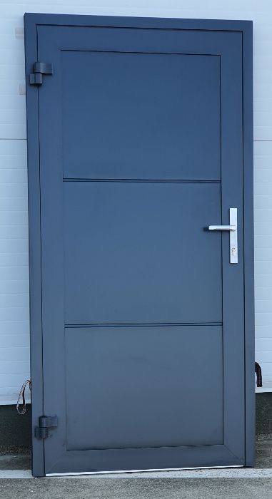 Okno okienko przeszklenie czarne do bramy garażowej uniwersalne