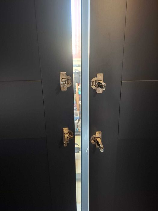 Portas roupeiro Grimo Azul Ikea 50x229cm