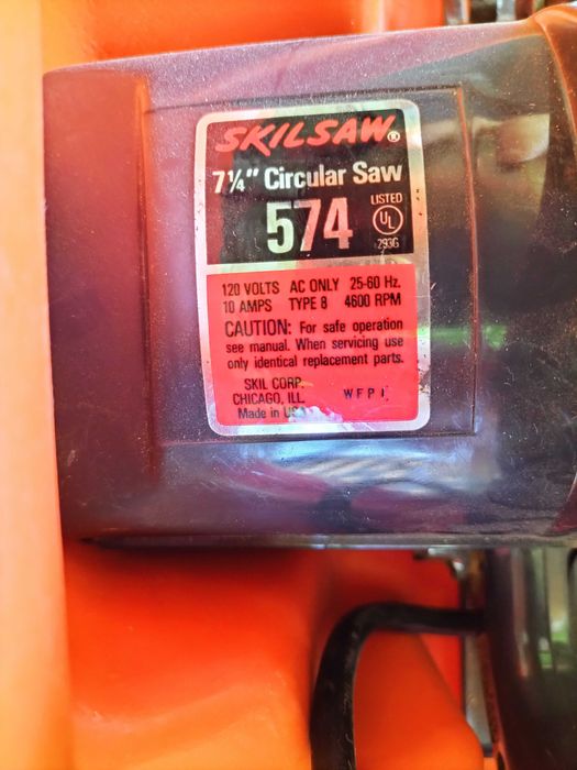 Pilarka ręczna Skilsaw zasilanie 120volt masę in U,S,A