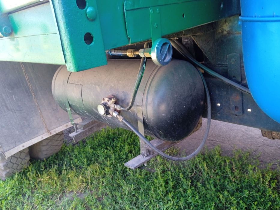 Автомобиль ГАЗ 5204 1987р