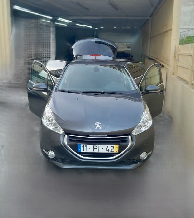 Peugeot 208 Allure