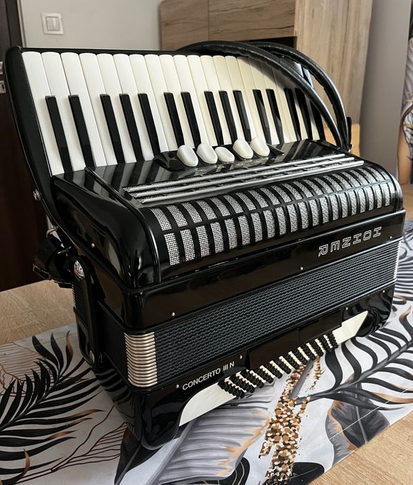 Akordeon Hohner Concerto III N