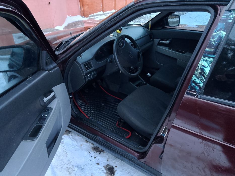 Lada Priora продаж або обмін