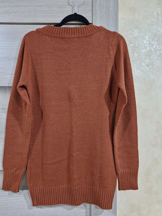 Свитер женский, размер L