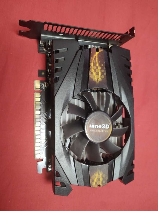Видеокарта Inno GTX 650 1Gb в идеальном состоянии