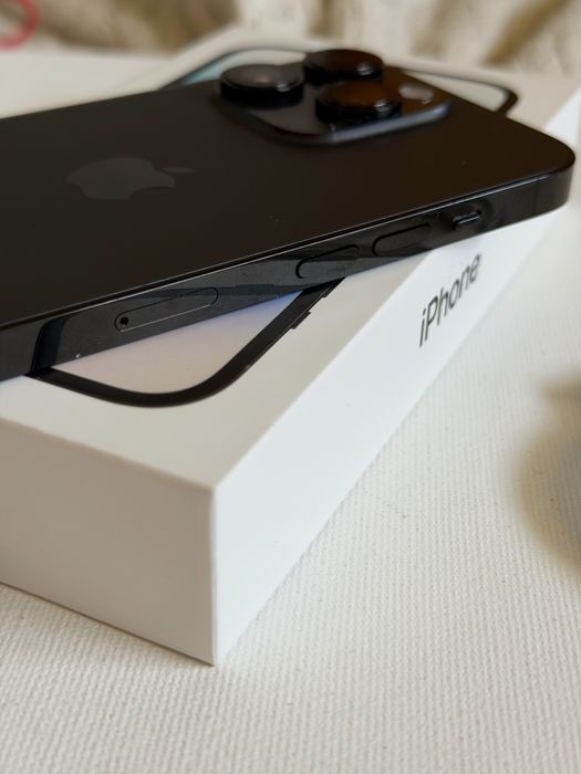 iPhone 14 pro, jak nowy, 83% baterii