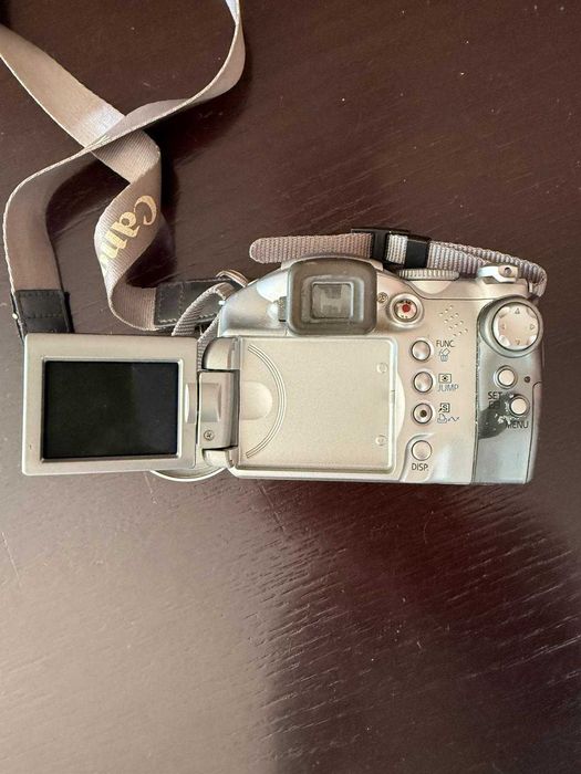 Canon PowerShot S2 IS