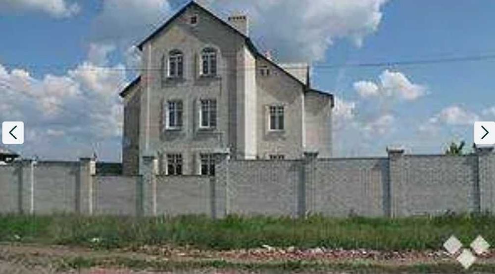продам или сдам в аренду дом в Черкасской лозовой 3 эт, 60 сот. участок