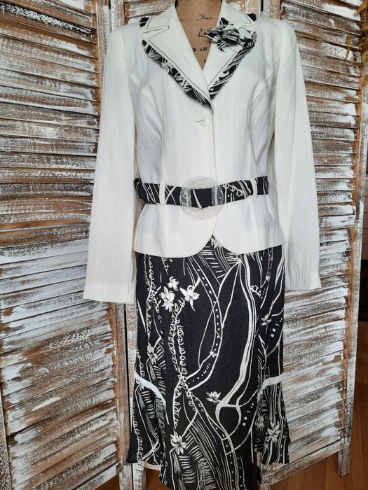 Nowy komplet Garsonka r.42