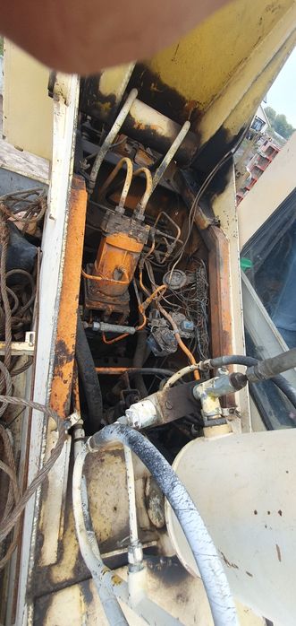 Автокран на базі МАЗ