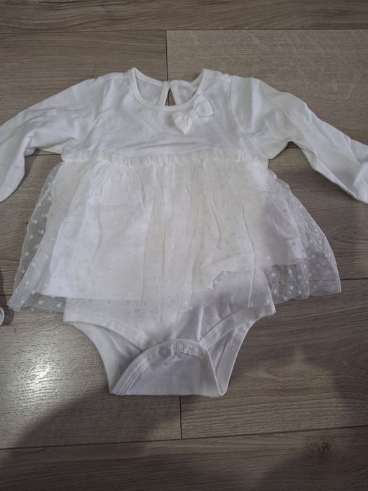 Dwie body sukieneczki w rozm 68. Nowe bez metki.