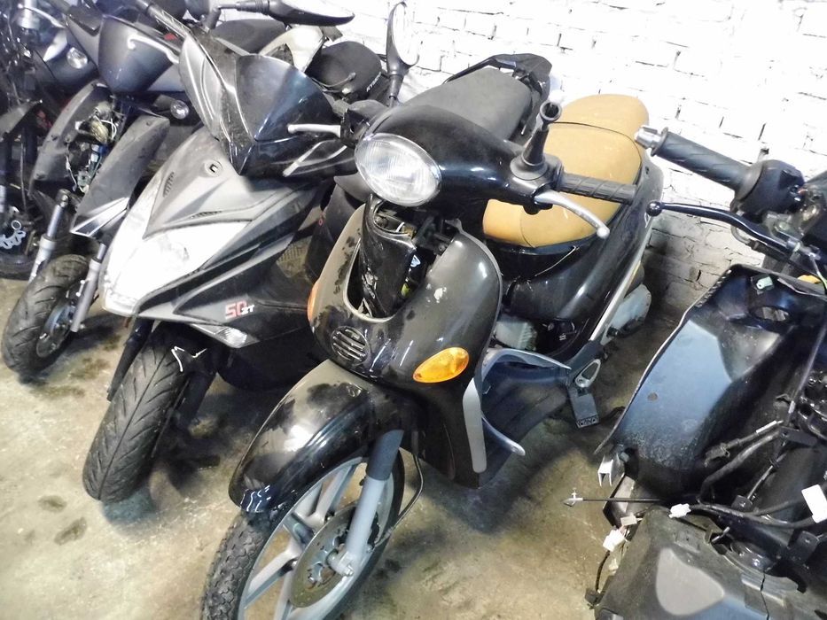 PIAGGIO LIBERTY 50 CCM 4T 2001r kanapa stelaz lagi czesci silnik liczn