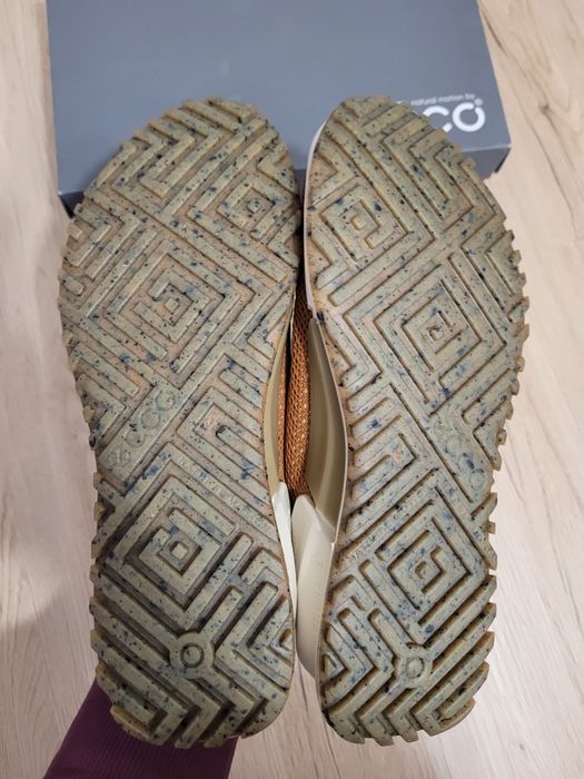 Buty Ecco biom 37